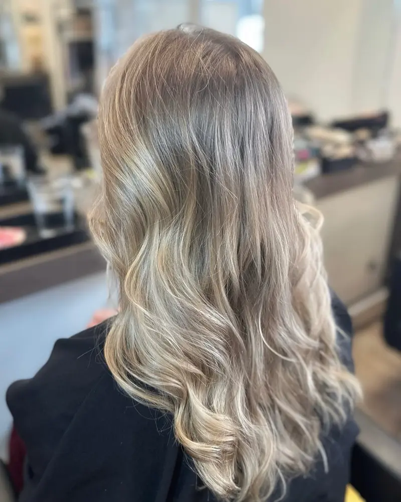 Balayage Färbung von hair2b